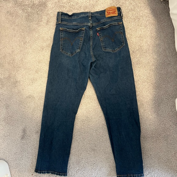 Levi’s Wedgie Jeans - Picture 2 of 4